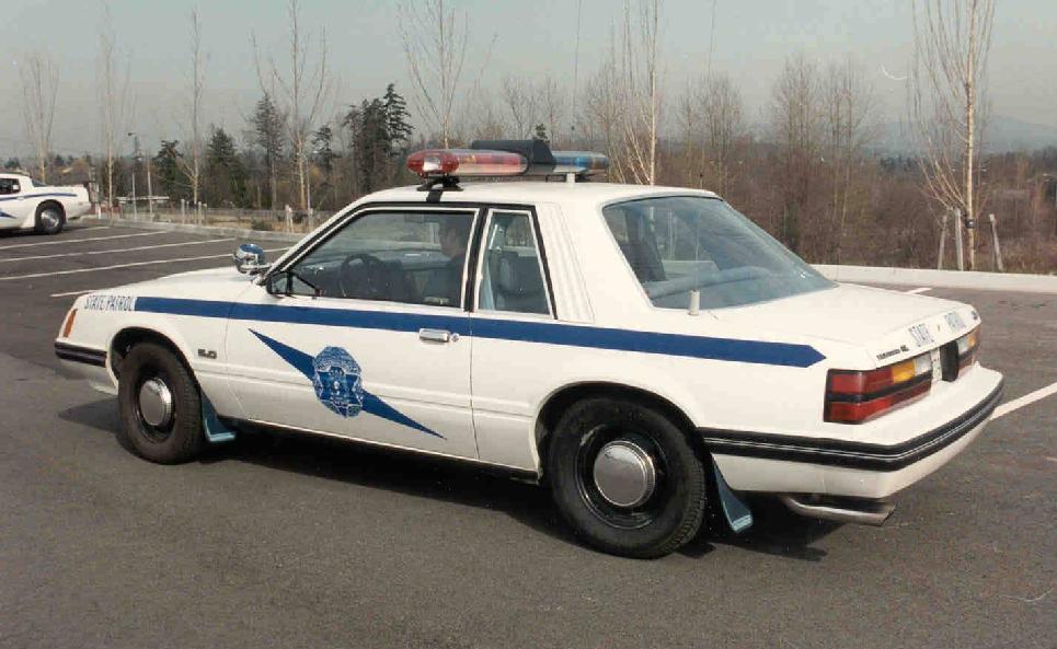 1983 Washington State Patrol Mustang with a Jetsonic lightbar 